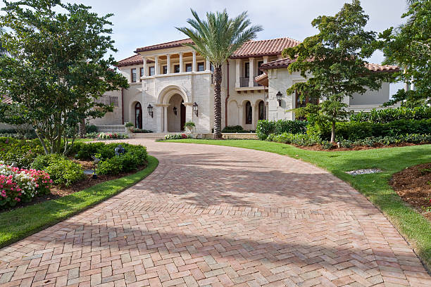 Best Driveway Paving Contractor  in Rock Island, IL